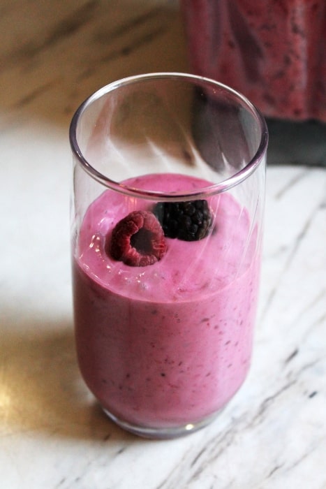 how to make a raspberry blackberry smoothie