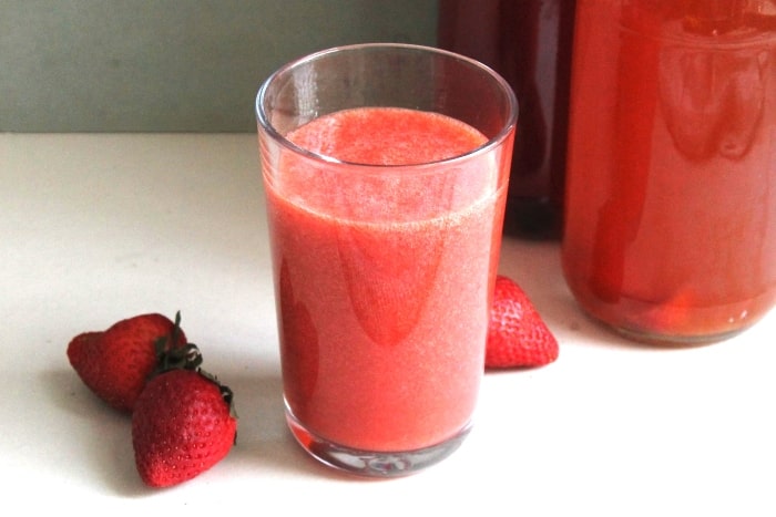 strawberry kombucha smoothie recipe